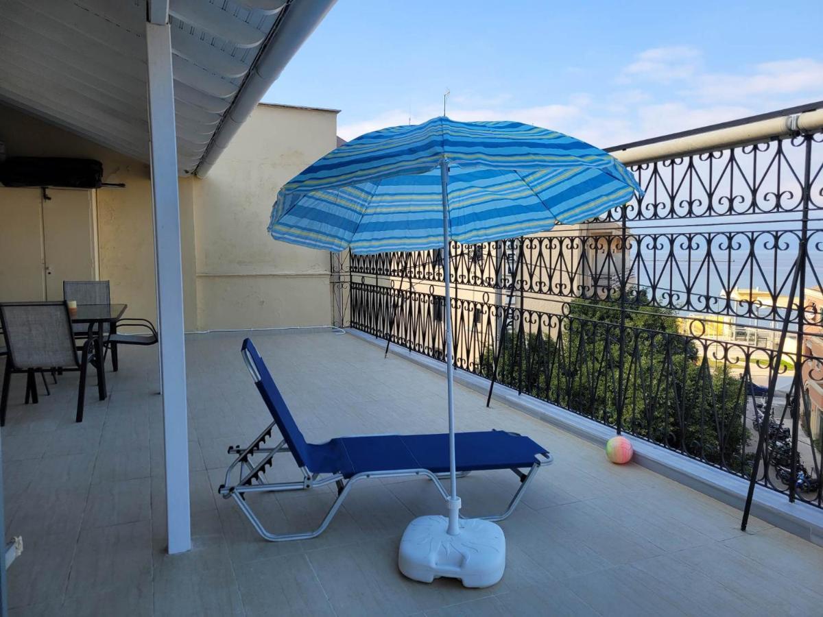 Апартаменты Kiki'S Penthouse Corfu  Экстерьер фото
